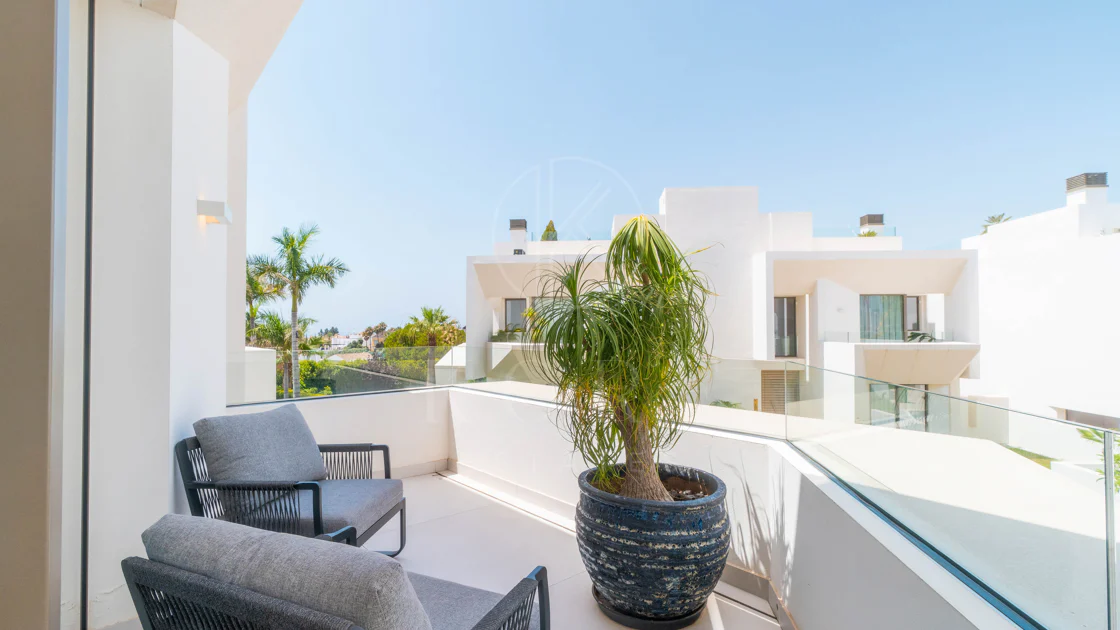Villa contemporánea en Nueva Andalucía