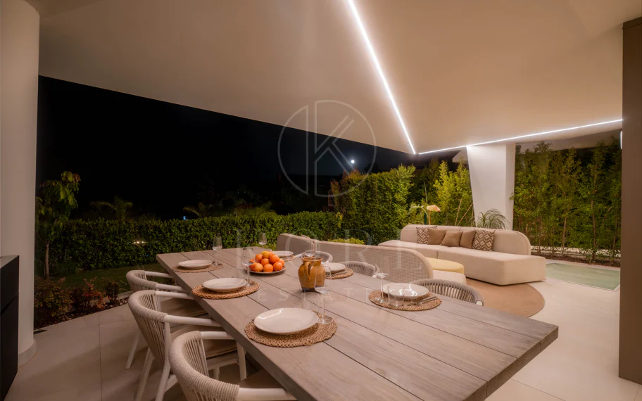 Villa contemporánea en Nueva Andalucía