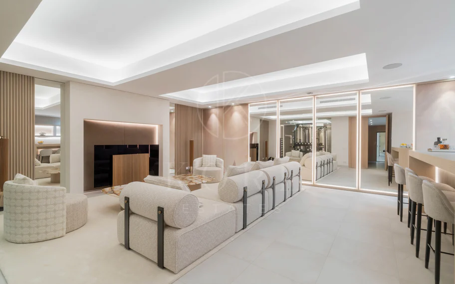 Villa contemporánea en Nueva Andalucía