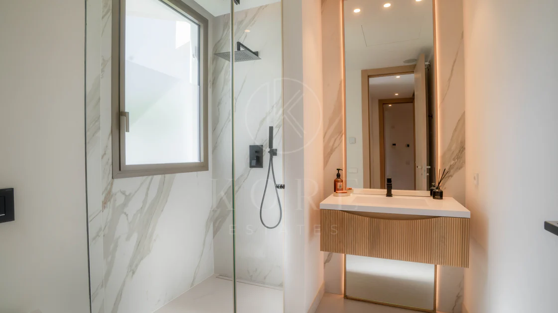 Villa contemporánea en Nueva Andalucía