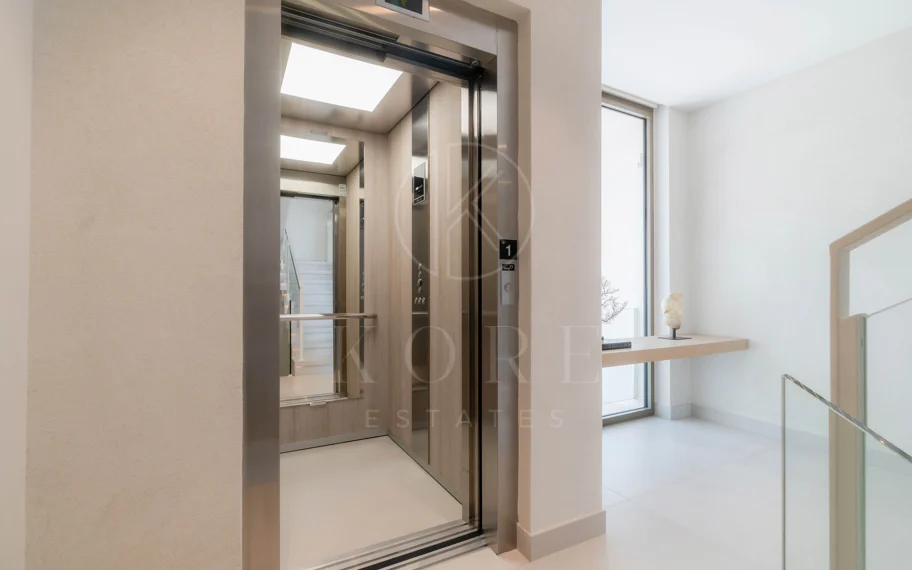 Villa contemporánea en Nueva Andalucía