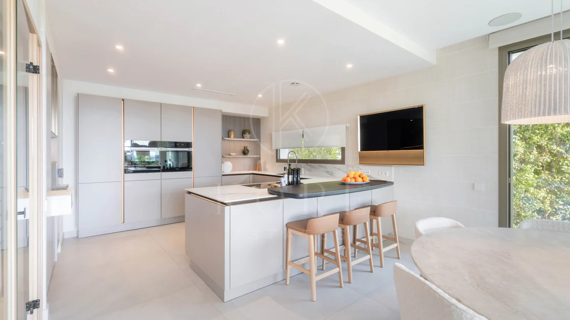 Villa contemporánea en Nueva Andalucía