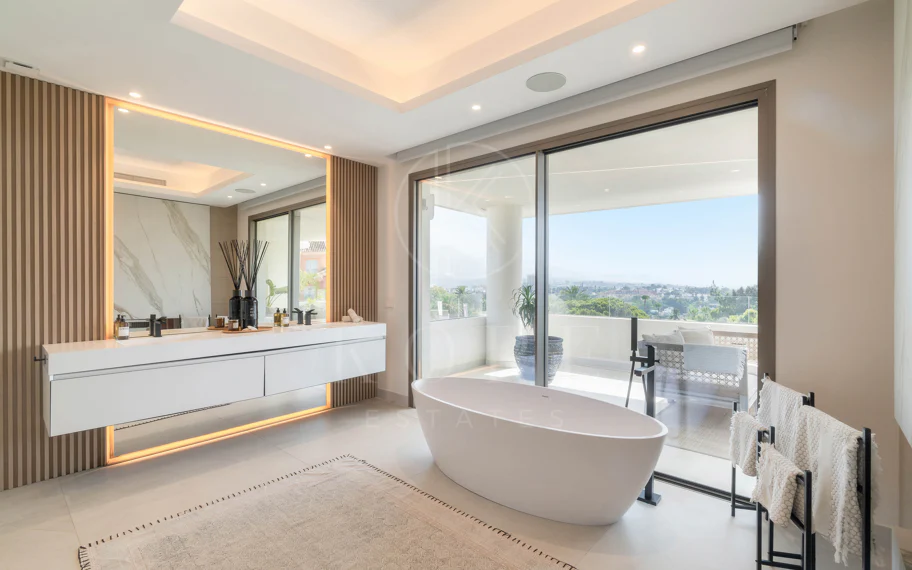 Villa contemporánea en Nueva Andalucía