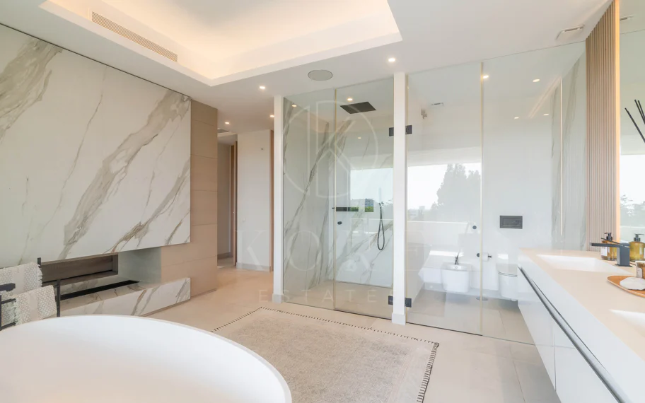 Villa contemporánea en Nueva Andalucía