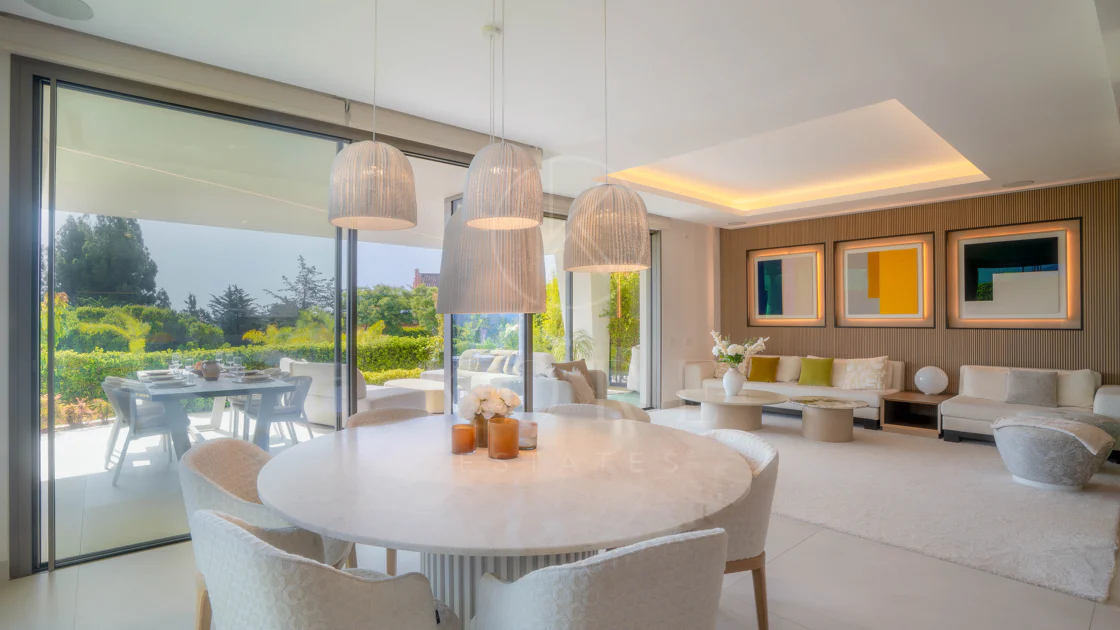 Villa contemporánea en Nueva Andalucía