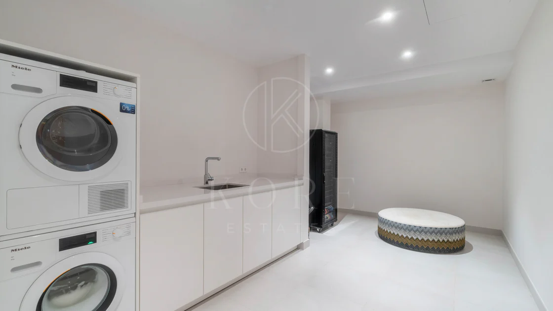 Villa contemporánea en Nueva Andalucía