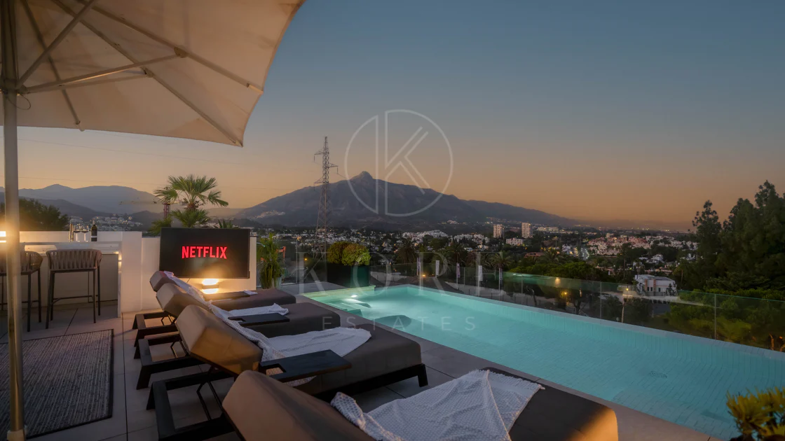 Villa contemporánea en Nueva Andalucía