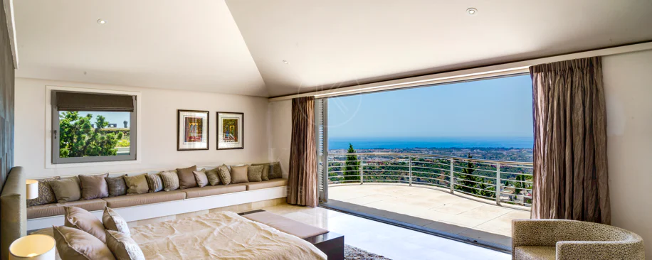 Vilă de lux excepțională cu priveliști panoramice uimitoare