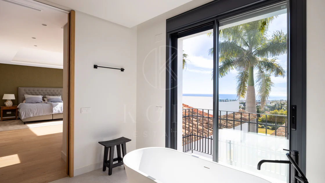 Exquisite Modern Andalusian Masterpiece with Panoramic Sea Views – Los Flamingos, Benahavís