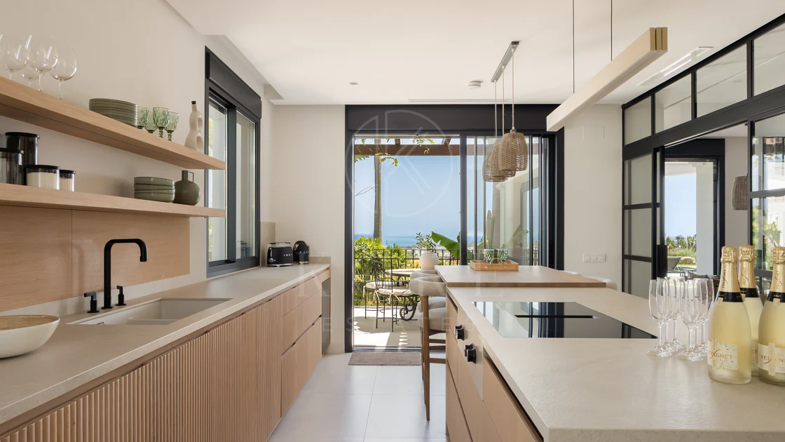 Exquisite Modern Andalusian Masterpiece with Panoramic Sea Views – Los Flamingos, Benahavís
