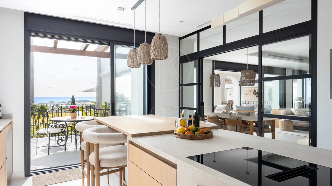 Exquisite Modern Andalusian Masterpiece with Panoramic Sea Views – Los Flamingos, Benahavís
