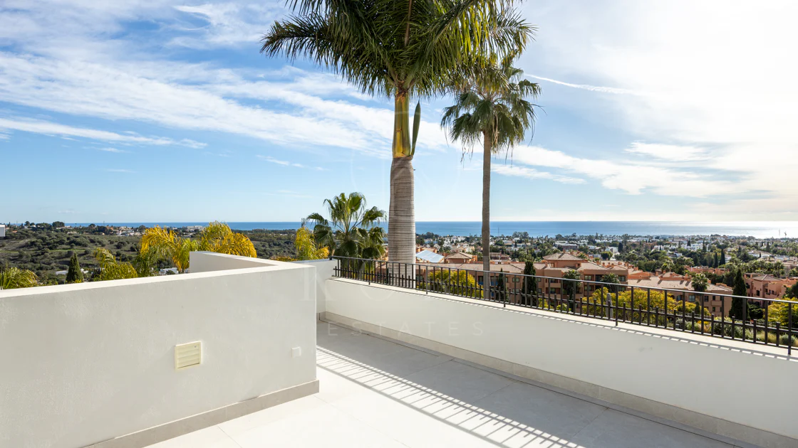 Exquisite Modern Andalusian Masterpiece with Panoramic Sea Views – Los Flamingos, Benahavís