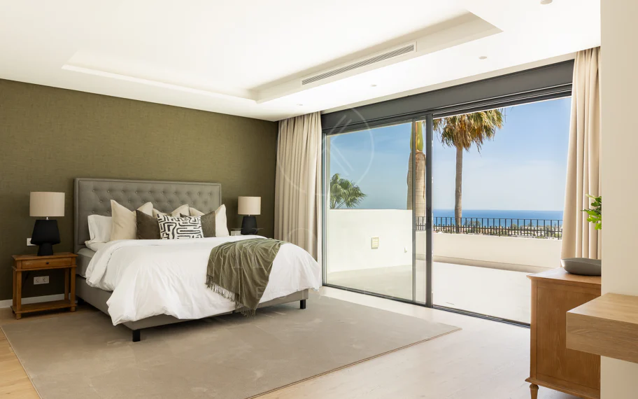 Exquisita obra maestra andaluza moderna con vistas panorámicas al mar – Los Flamingos, Benahavís
