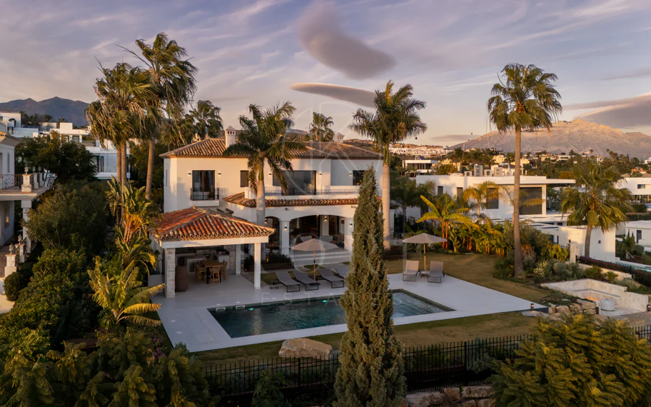 Exquisita obra maestra andaluza moderna con vistas panorámicas al mar – Los Flamingos, Benahavís