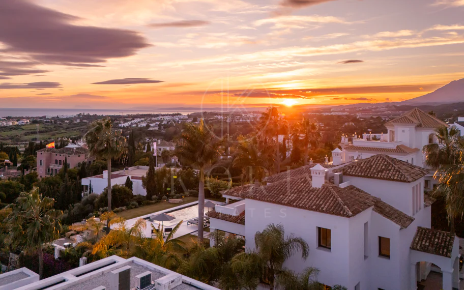 Exquisita obra maestra andaluza moderna con vistas panorámicas al mar – Los Flamingos, Benahavís