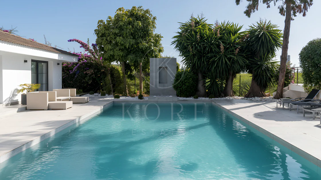 EXCLUSIVE ELEGANT VILLA – EAST MARBELLA