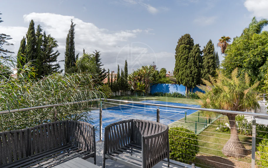 EXCLUSIVE ELEGANT VILLA – EAST MARBELLA