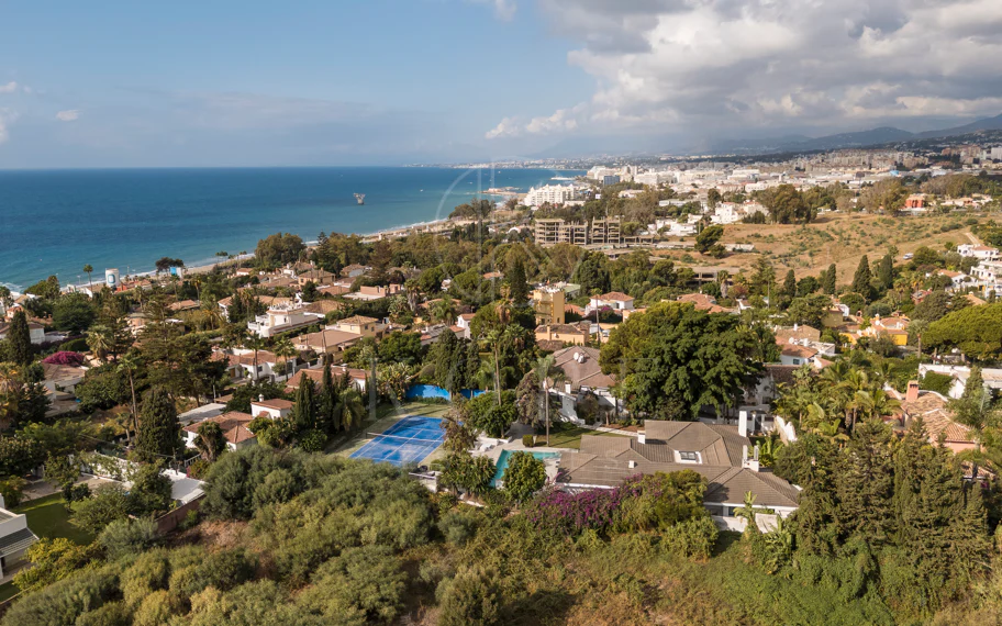 EXCLUSIVE ELEGANT VILLA – EAST MARBELLA