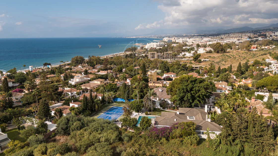 EXCLUSIVE ELEGANT VILLA – EAST MARBELLA