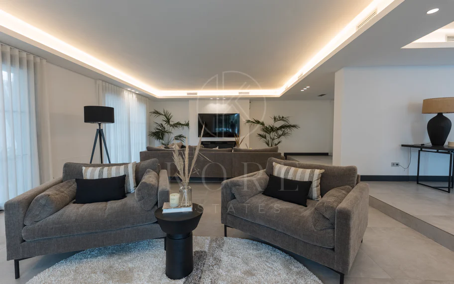 EXCLUSIVE ELEGANT VILLA – EAST MARBELLA