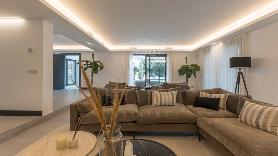 EXCLUSIVE ELEGANT VILLA – EAST MARBELLA