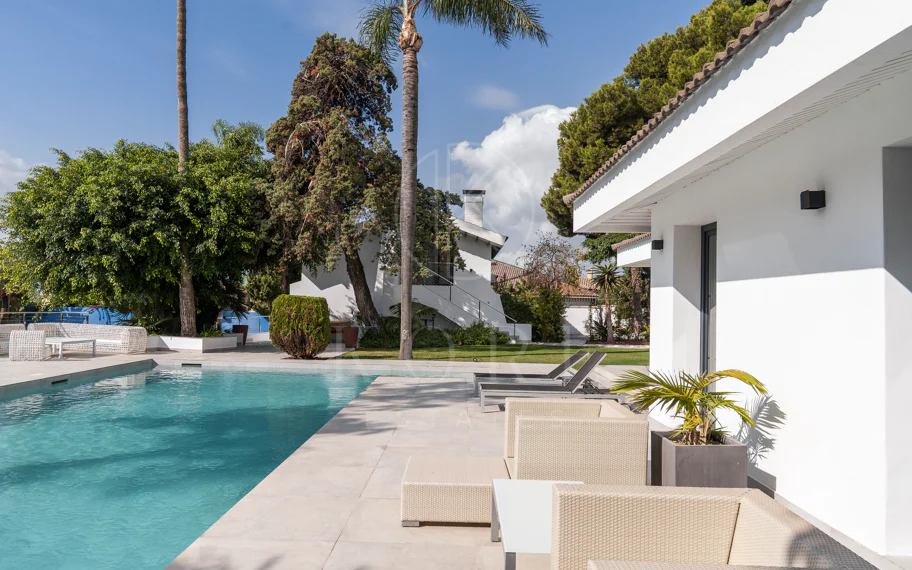 EXCLUSIVE ELEGANT VILLA – EAST MARBELLA