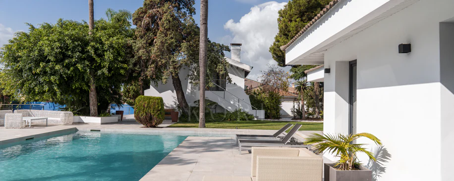 EXCLUSIVE ELEGANT VILLA – EAST MARBELLA