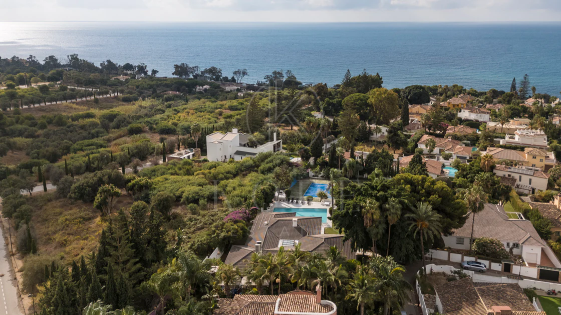 EXCLUSIVE ELEGANT VILLA – EAST MARBELLA