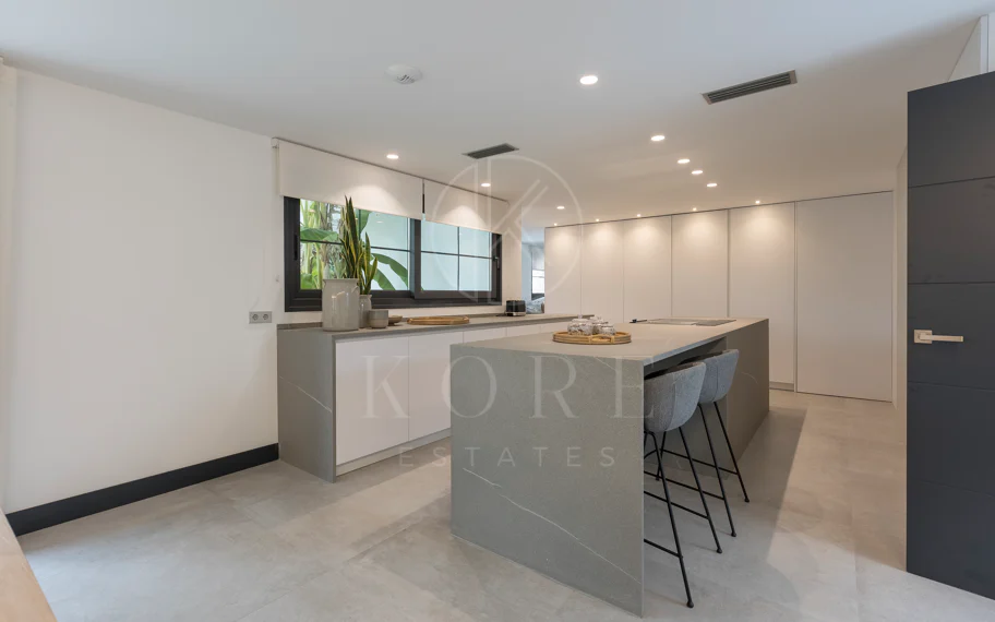 EXCLUSIVE ELEGANT VILLA – EAST MARBELLA