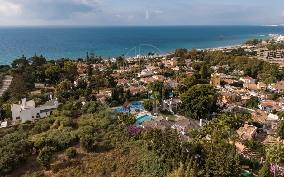 EXCLUSIVE ELEGANT VILLA – EAST MARBELLA