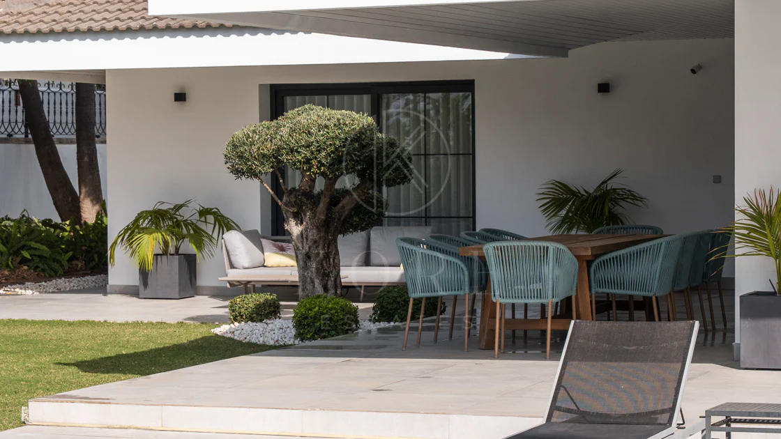EXCLUSIVE ELEGANT VILLA – EAST MARBELLA