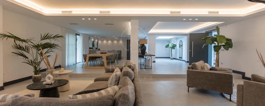 EXCLUSIVE ELEGANT VILLA – EAST MARBELLA