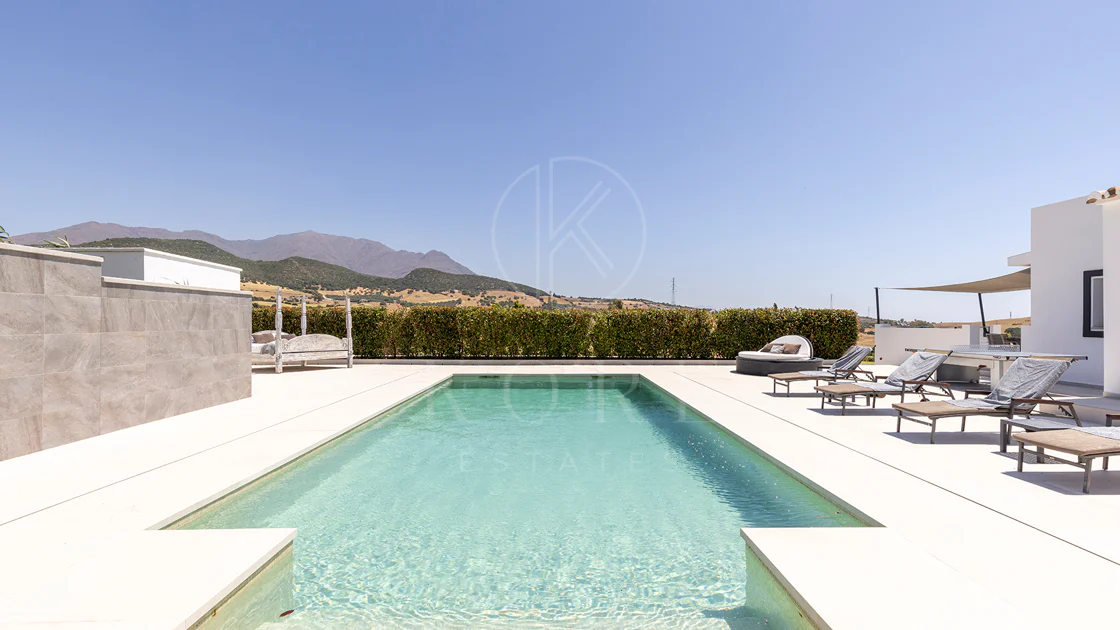 Hermosa Villa en Casares