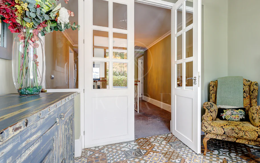 Hermosa Villa en Casares