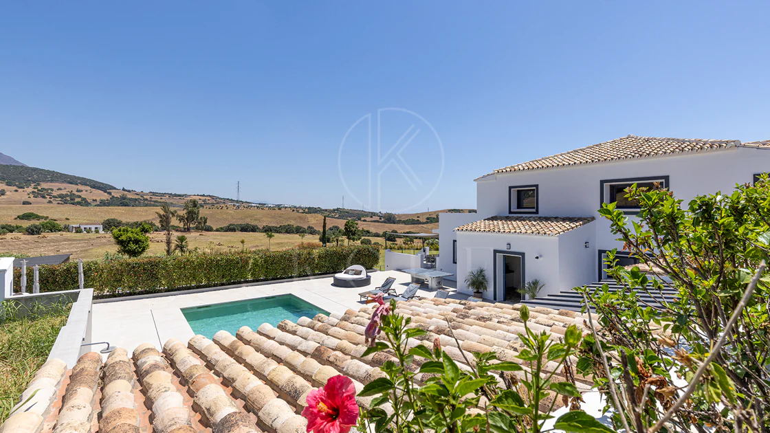 Hermosa Villa en Casares
