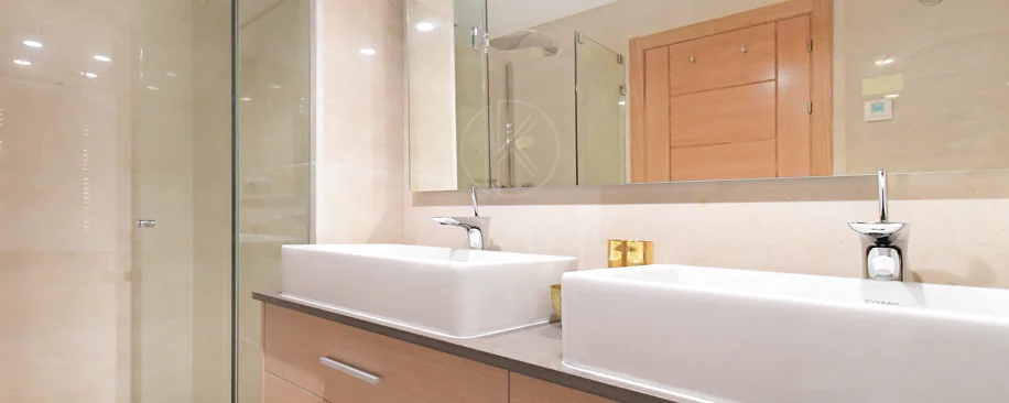 Fully renovated villa with panoramic mountain views situated next to Los Naranjos