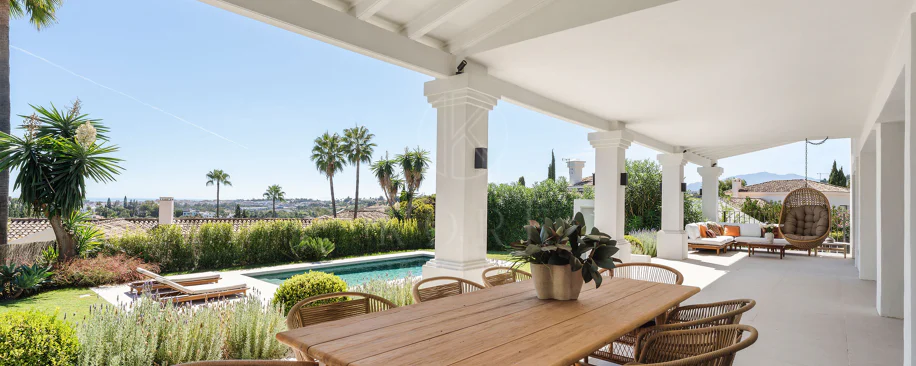 Welcome to Villa Rosalia — Refined Luxury with Stunning Seaviews in Nueva Andalucía, Marbella