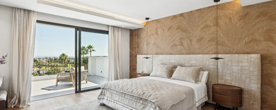 Bienvenido a Villa Rosalia — Un Retiro Refinado en Nueva Andalucía, Marbella