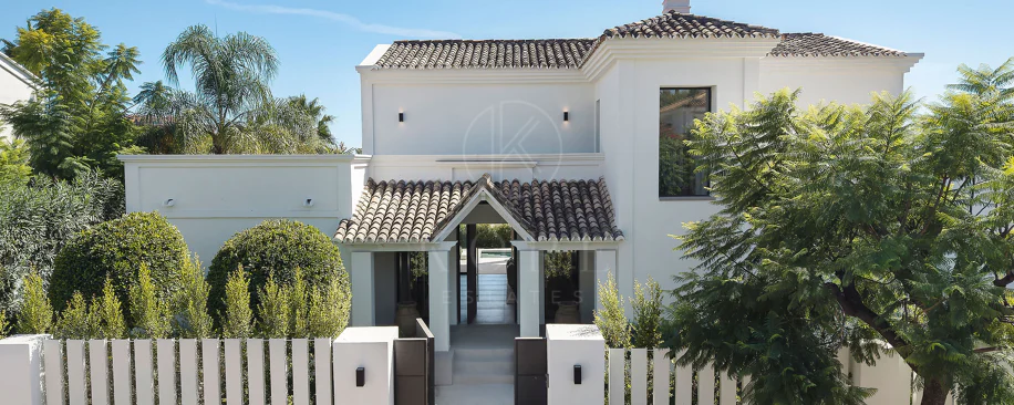 Bienvenido a Villa Rosalia — Un Retiro Refinado en Nueva Andalucía, Marbella