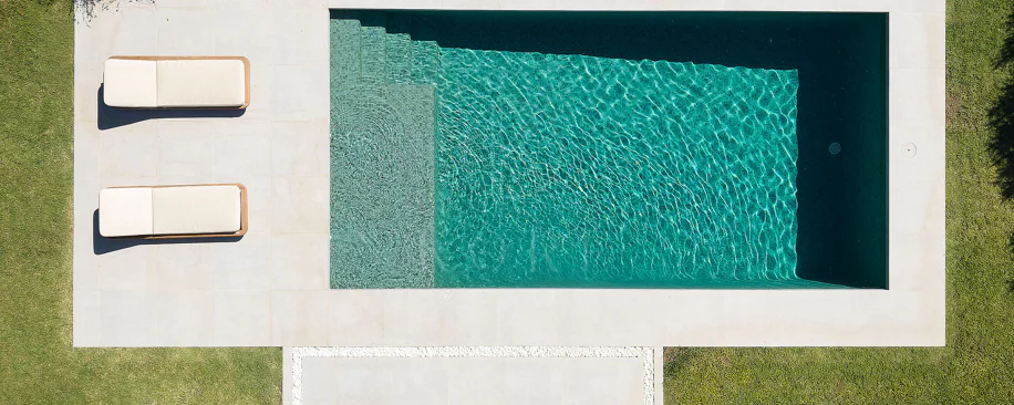 Bienvenido a Villa Rosalia — Un Retiro Refinado en Nueva Andalucía, Marbella