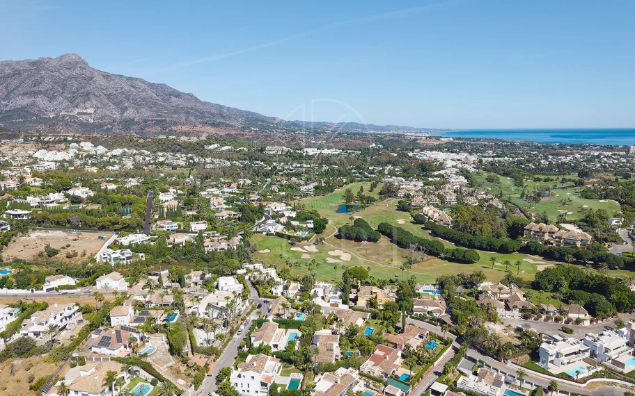 Bienvenido a Villa Rosalia — Un Retiro Refinado en Nueva Andalucía, Marbella