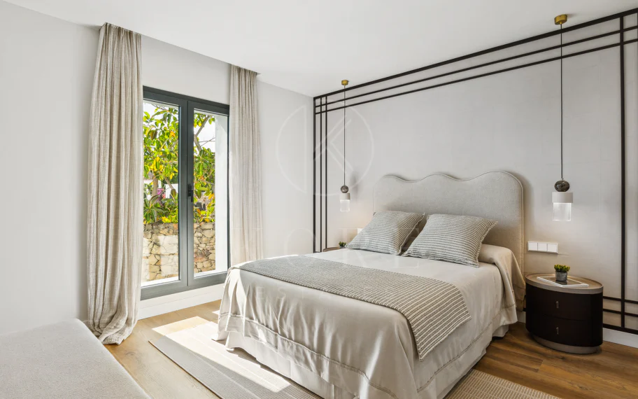 Bienvenido a Villa Rosalia — Un Retiro Refinado en Nueva Andalucía, Marbella
