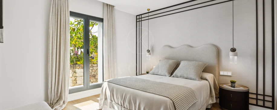 Bienvenido a Villa Rosalia — Un Retiro Refinado en Nueva Andalucía, Marbella