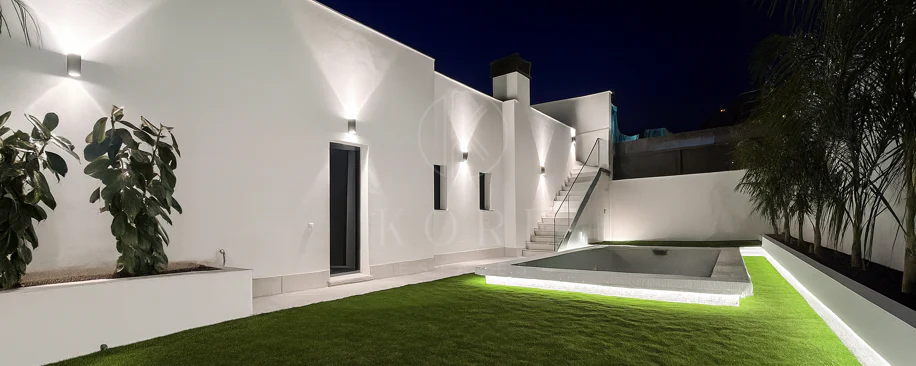 Lujoso Dúplex con Piscina Privada y Vistas Panorámicas – La Alborada, Benahavís.