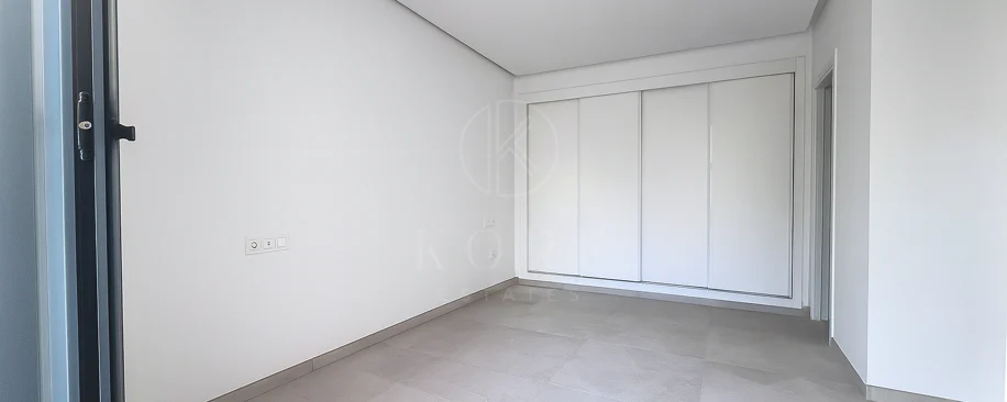 Lujoso Dúplex con Piscina Privada y Vistas Panorámicas – La Alborada, Benahavís.