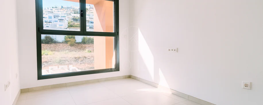 Lujoso Dúplex con Piscina Privada y Vistas Panorámicas – La Alborada, Benahavís.