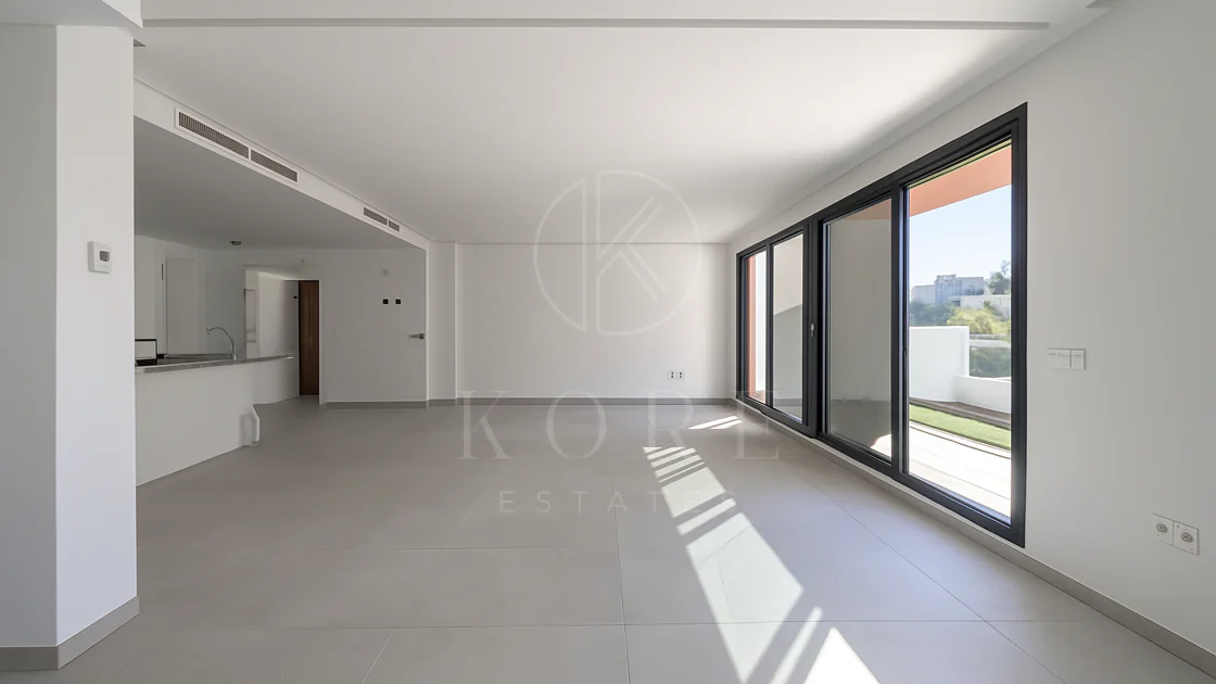Lujoso Dúplex con Piscina Privada y Vistas Panorámicas – La Alborada, Benahavís.