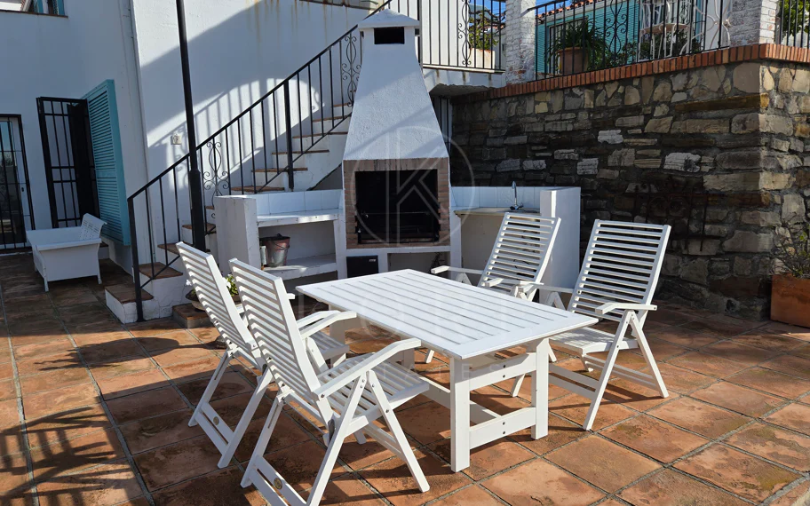 Encantadora villa con vistas panorámicas al mar en Puerto Romano, Estepona
