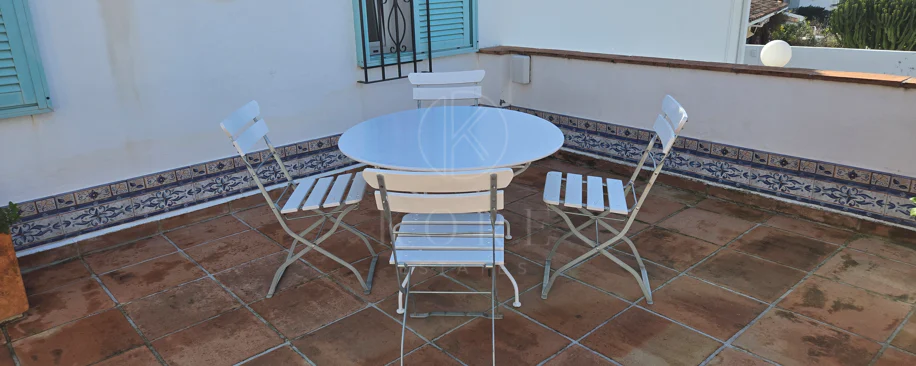 Encantadora villa con vistas panorámicas al mar en Puerto Romano, Estepona