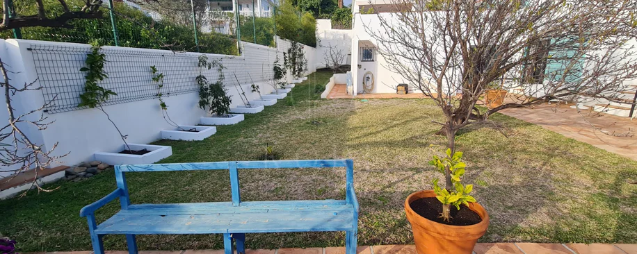 Encantadora villa con vistas panorámicas al mar en Puerto Romano, Estepona